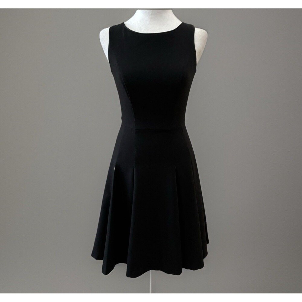 White House Black Market Dress Size 00 Black Fit & Flare Pleated White Insets - Picture 3 of 5